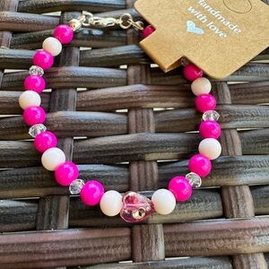 NWT Pink and White Beaded SMALL Bracelet WITH HEART BEAD